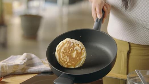Non-Stick Fry Pan with lid, 24 cm, iCook video