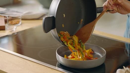 Non-Stick Fry Pan with lid, 24 cm, iCook video